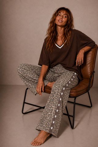 Knit Brown Tee With Contrast V