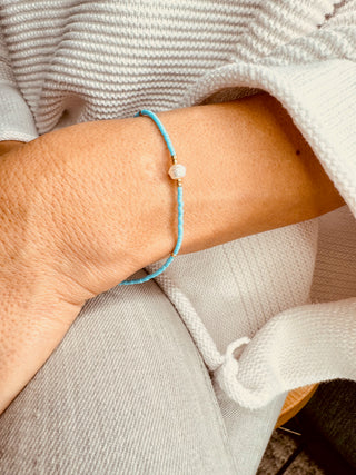 Handmade Glass/Freshwater Pearl Bracelet - Blue/White/Pink jewellery Sage Collective   